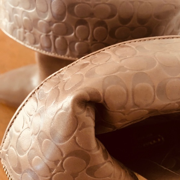 Coach ankle boots with Embroidered Logo - Picture 2 of 7